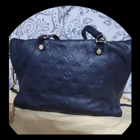 Authentic Louis Vuitton Empreinte Leather bag authenticated by poshmark - Picture 3 of 16